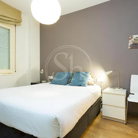Cozy Eixample Getaway